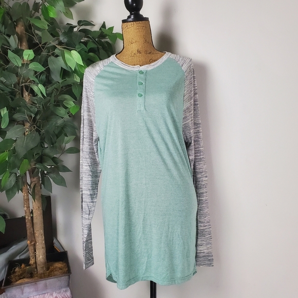 Lularoe Mark Mint Green Long Sleeve Mens Top Size Medium - Picture 2 of 9